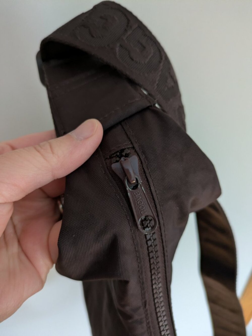 Baggu Medium Crescent Chocolate Plum - Please read description - Picture 3 of 8
